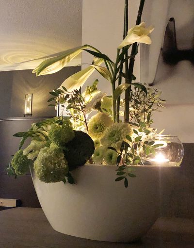 Teelicht mit Schmuck