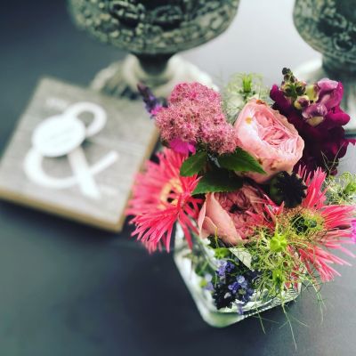 Tischdeko Gerbera Pfingstrose