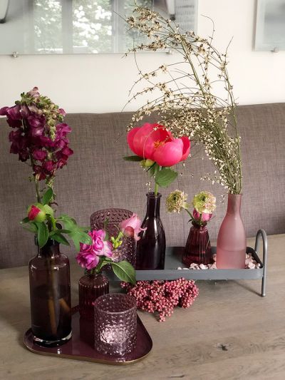 Väschen mit Blumen Altrosa