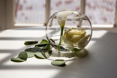 Stehtisch Deko Hochzeit Calla Rose weiss